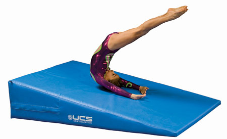 Non-Folding Incline Mat. 5' x 7' x 18". Blue